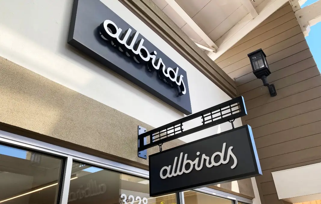 Allbirds sign, logo on retail chain store facade - Livermore, California, USA - 2021